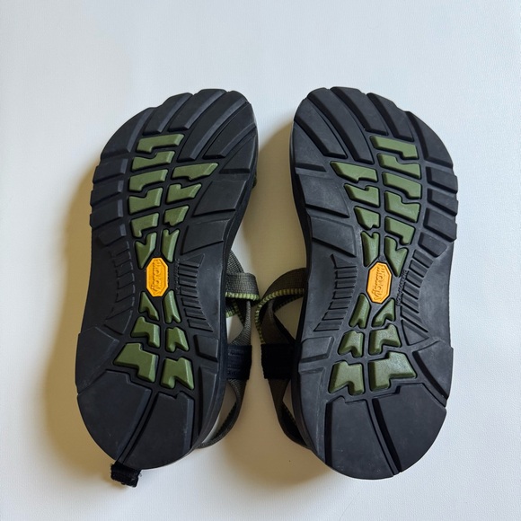 Men\'s Chaco olive green/green Z/1 Classic Sandal sz 8